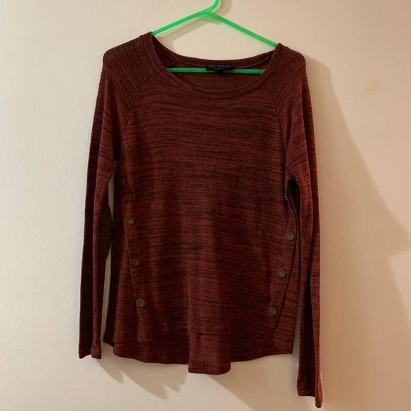 Sweet Wanderer long sleeve shirt with elbow patch & button detail - Picture 2 of 7